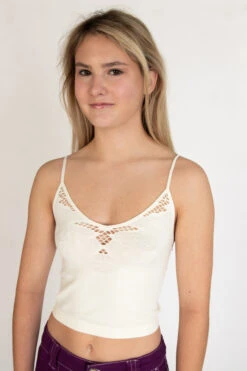 Vanilla Seamless Lace Pattern Cami