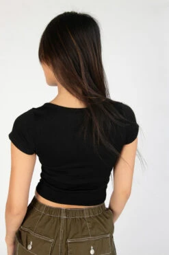 Black Seamless Ribbed Notch Neck Tee -Swimsuit Closet Sales Store 172 9303 BlkNotchBack 4227 86419.1689268965