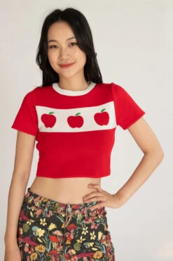 Apple Orchard Short Sleeve Sweater