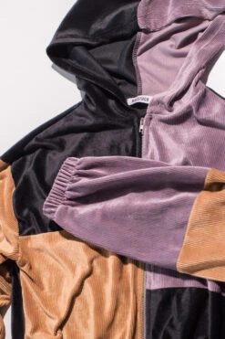 Black Color Blocked Zip Up Hoodie -Swimsuit Closet Sales Store 20211109 SSP 5878 24707.1666808942