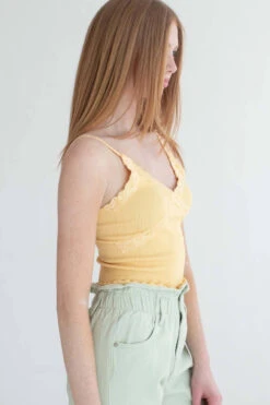 Banana Seamless Lace Trim Crop Cami -Swimsuit Closet Sales Store banana seamless lace trip crop cami 4 99189.1666807945