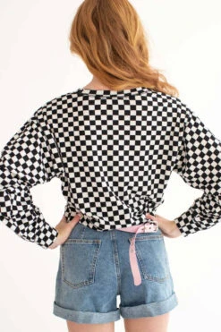 Black Checkered Crop Sweatshirt -Swimsuit Closet Sales Store black checkered crop sweatshirt 2 13171.1666807081