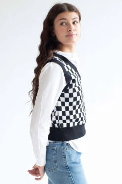 Black Checkered Sweater Vest -Swimsuit Closet Sales Store black checkered sweater vest 3 62874.1666807381