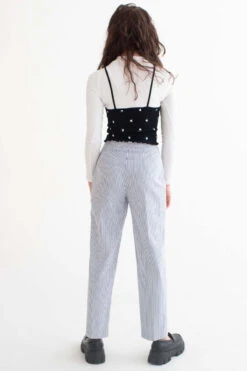 Black Daisy Print Seamless Cropped Cami -Swimsuit Closet Sales Store black daisy print seamless cropped cami 4 72386.1692379196