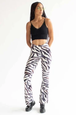 Black Seamless Lace Trim Cami -Swimsuit Closet Sales Store black seamless lace trim cami 1 73425.1676996877