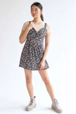 Black Daisy Knotted Summer Dress